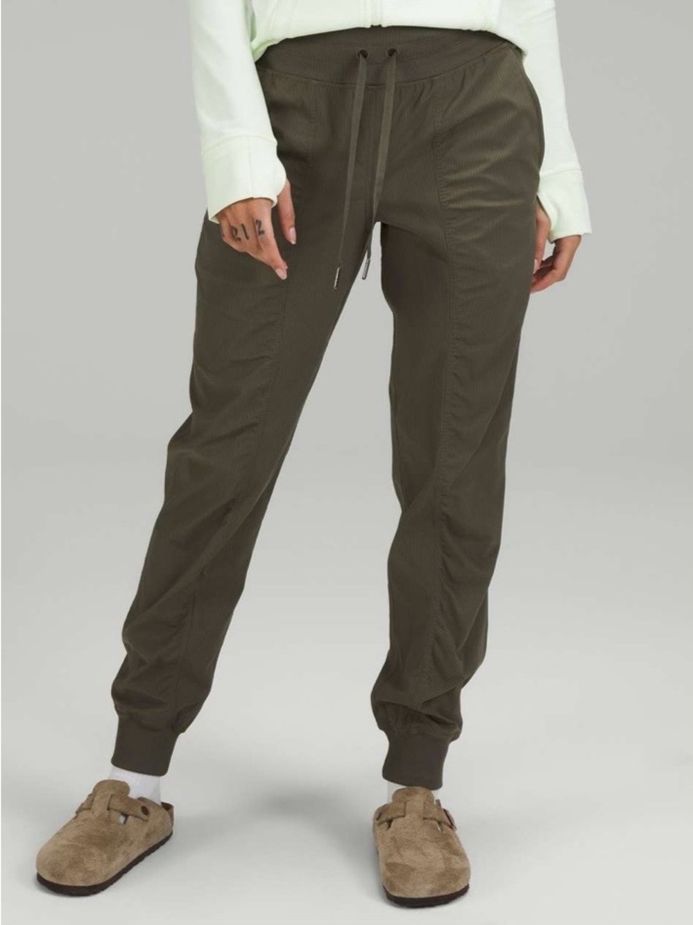 Lululemon Dance Studio Mid-Rise Jogger *Full Length
